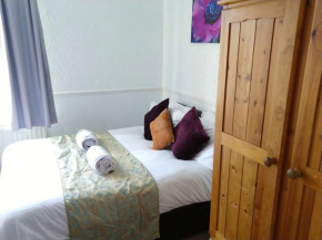 Napier Town House - Self Catering - Guesthouse Style - Twin and Double Rooms
